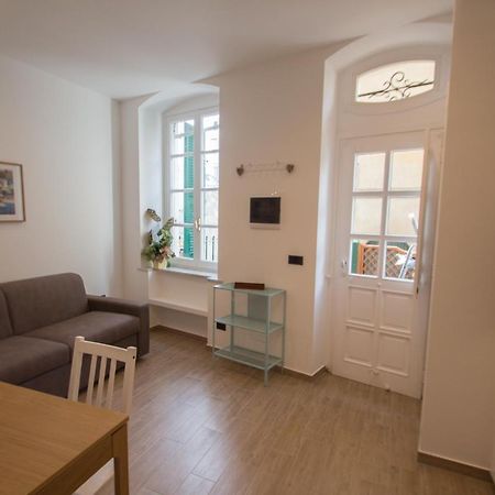 Bilocale a 90 metri dal mare Apartment Varazze Exterior foto