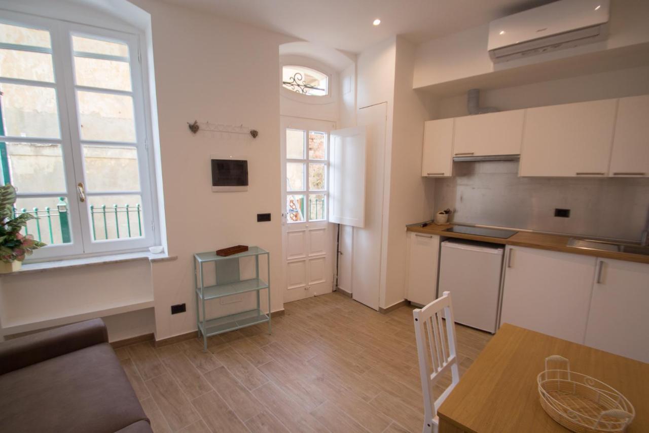 Bilocale a 90 metri dal mare Apartment Varazze Exterior foto